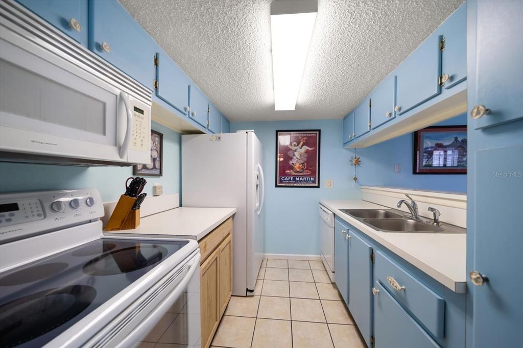 343 Rex Place, Unit G Madeira Beach, FL 33708 - Photo 16 of 49