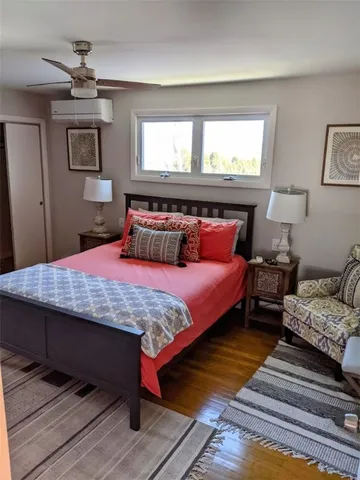 $4,200 | 24 Longmeadow Avenue, Middletown, RI 02842