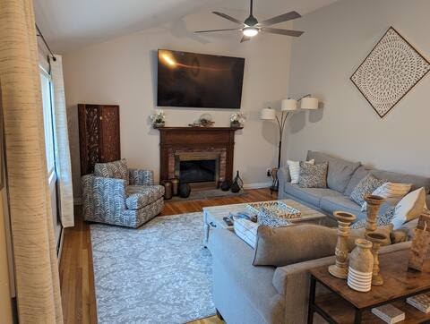 24 Longmeadow Avenue Middletown, RI 02842 - Photo 4 of 11