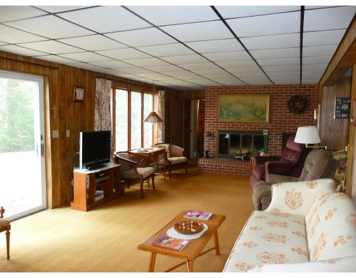 27 South Shore Road Webster, MA 01570 - Photo 19 of 26 Gallery Image 19