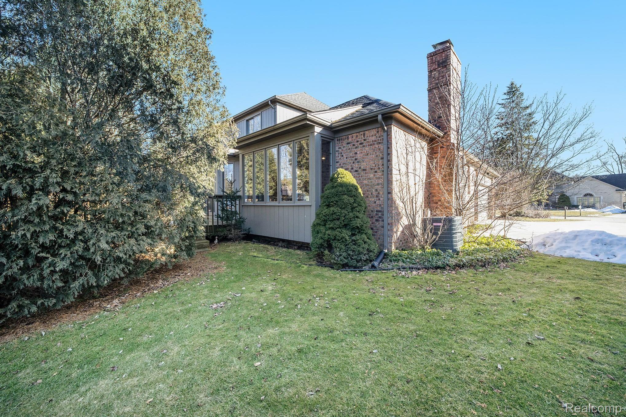 3650 Summit Ridge Drive Rochester, MI 48306 - Photo 36 of 42 3650 Summit Ridge Dr (34).jpg
