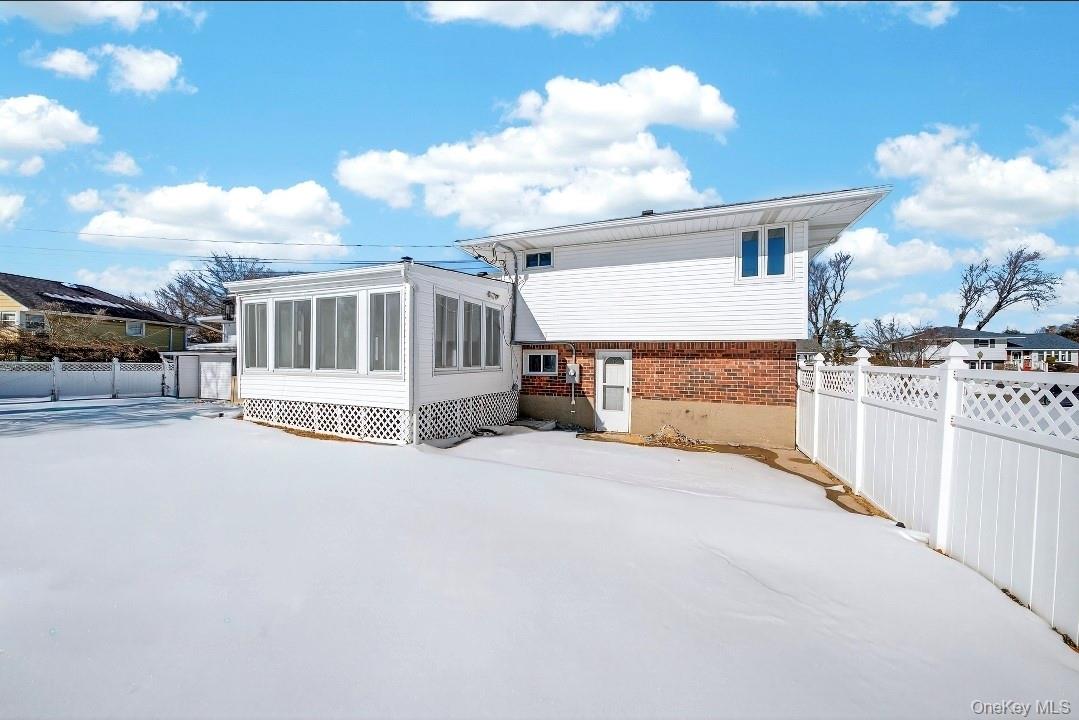 8 White Birch Lane Commack, NY 11725 - Photo 31 of 37