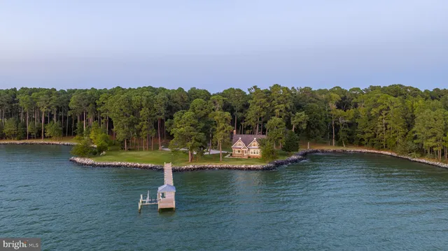 a view of a lake with houses