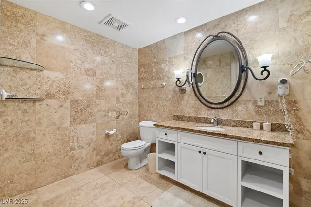 $2,600 | 30 Strada Di Villaggio, Unit 118, Henderson, NV 89011