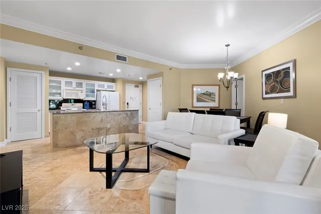 $2,600 | 30 Strada Di Villaggio, Unit 118, Henderson, NV 89011