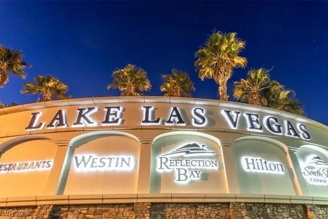 $2,600 | 30 Strada Di Villaggio, Unit 118, Henderson, NV 89011