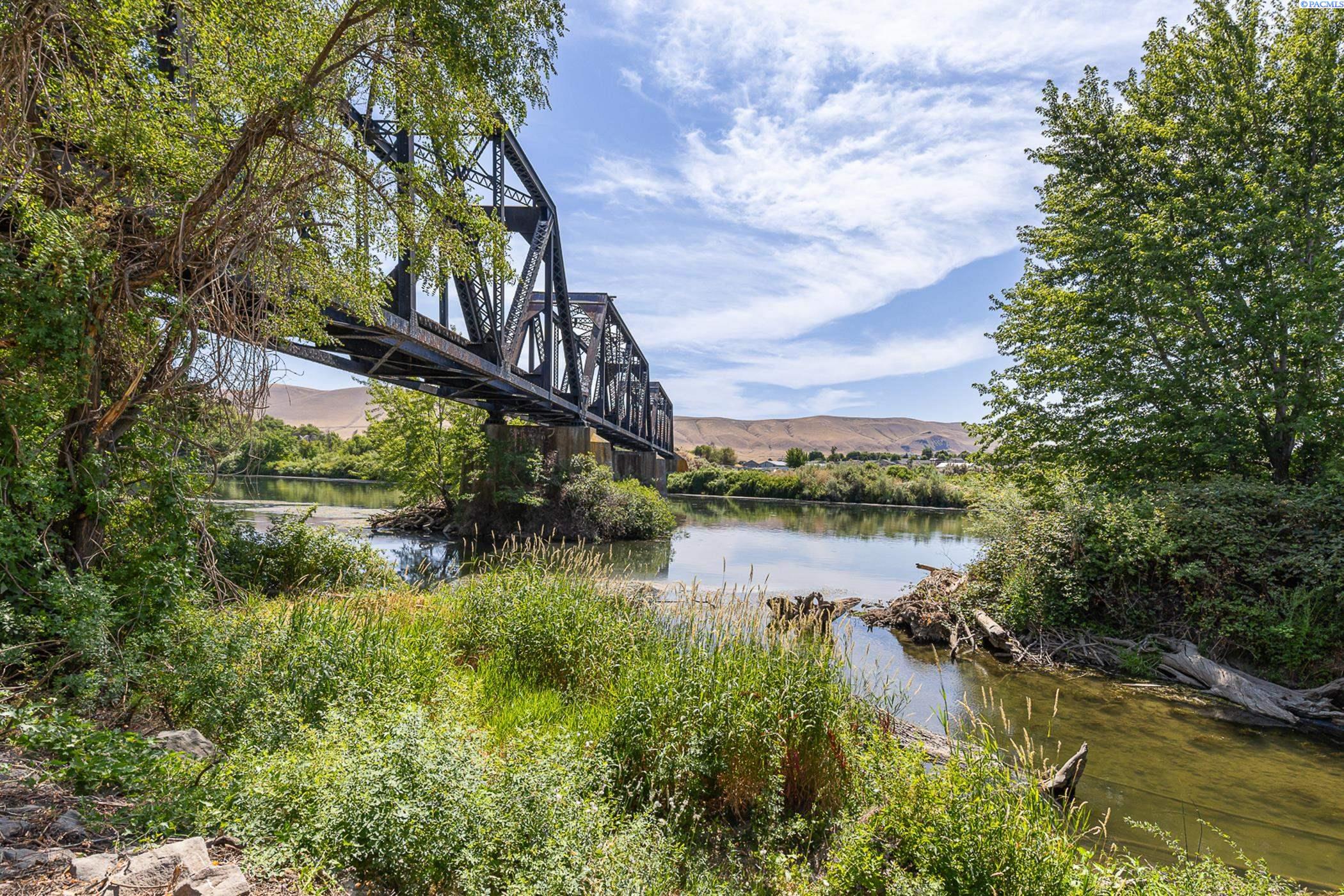 38906 Demoss Road Benton City, WA 99320 - Photo 11 of 46 Gallery Image 11