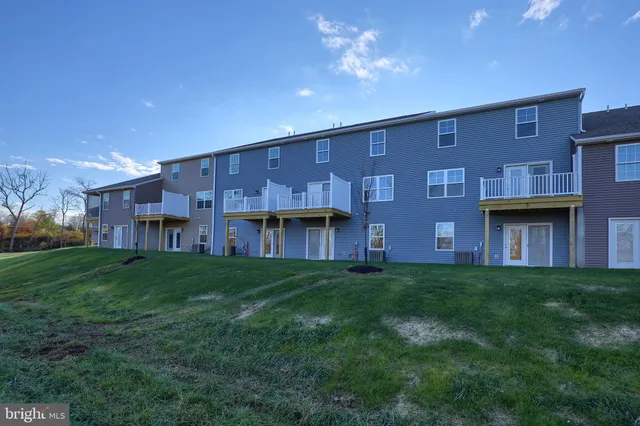 $368,175 | 7250 White Oak Boulevard, Harrisburg, PA 17112