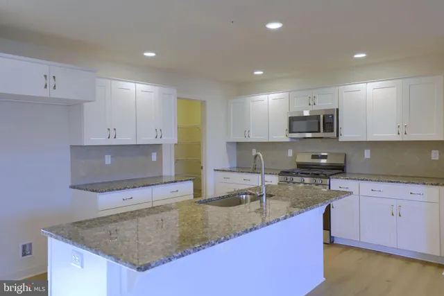 $368,175 | 7250 White Oak Boulevard, Harrisburg, PA 17112