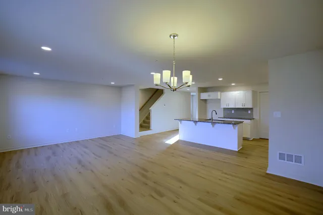 $368,175 | 7250 White Oak Boulevard, Harrisburg, PA 17112