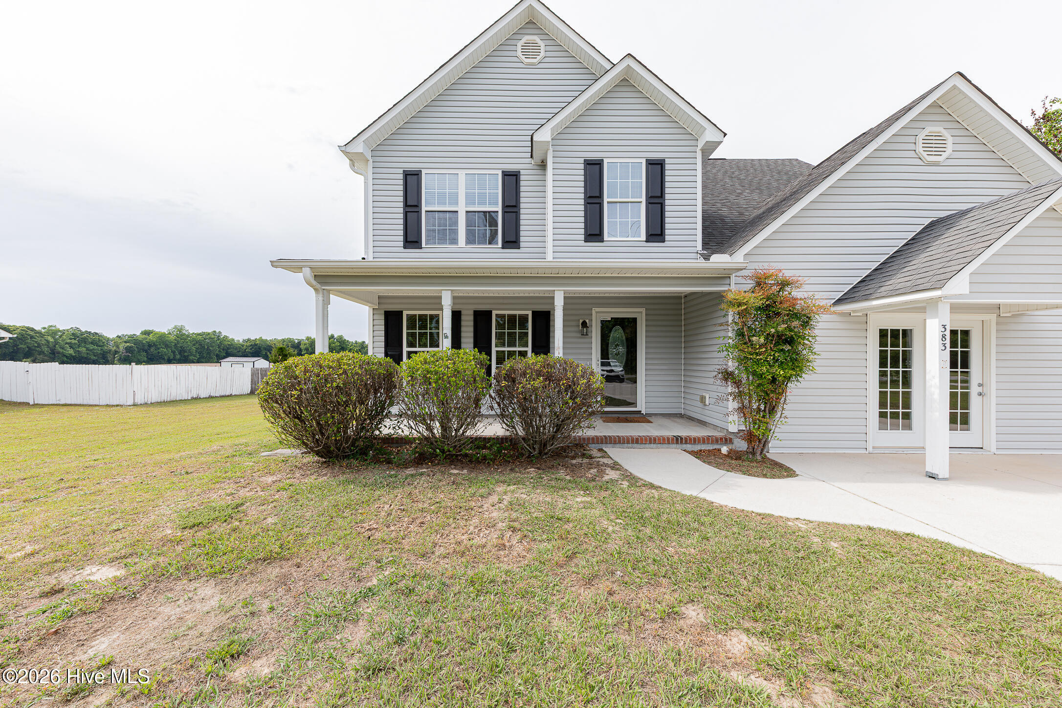 383 Francktown Road Richlands, NC 28574 - Photo 4 of 45 8FRONT