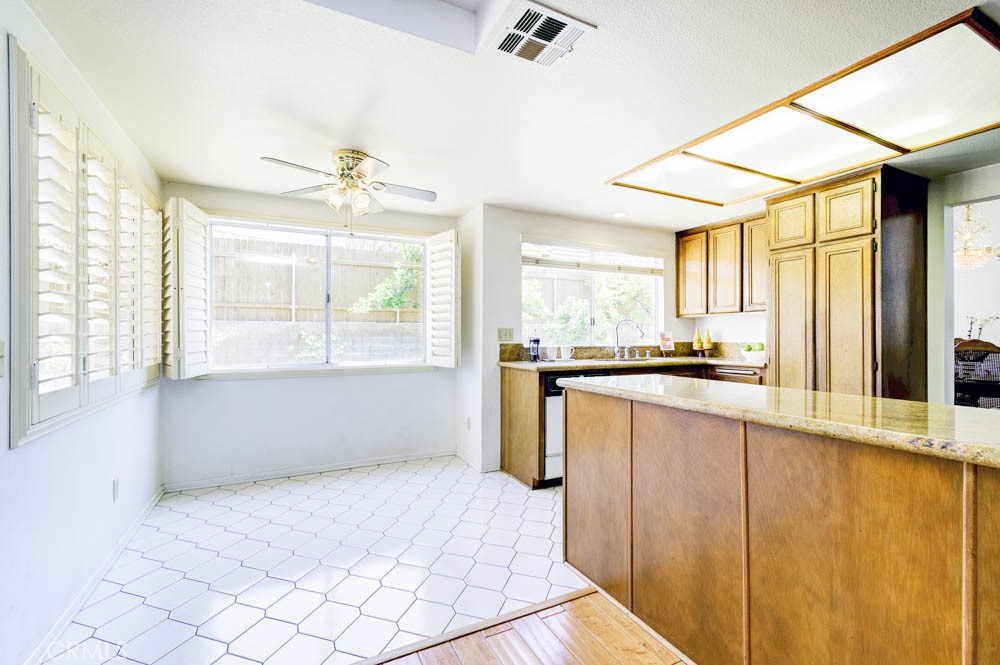 11102 Liverpool Lane Riverside, CA 92503 - Photo 15 of 58 Kitchen and breakfast area
