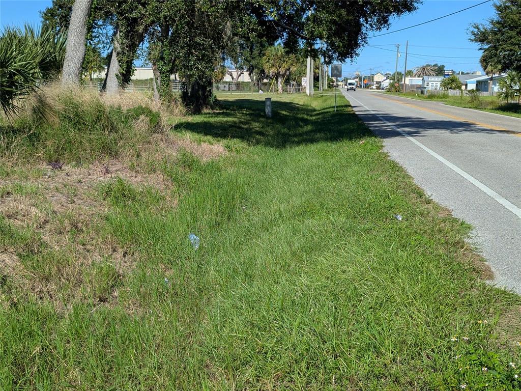 Southeast Carlstrom Field Road Arcadia, FL 34266 - Photo 5 of 14 a view of a park that has a lots of bushes
