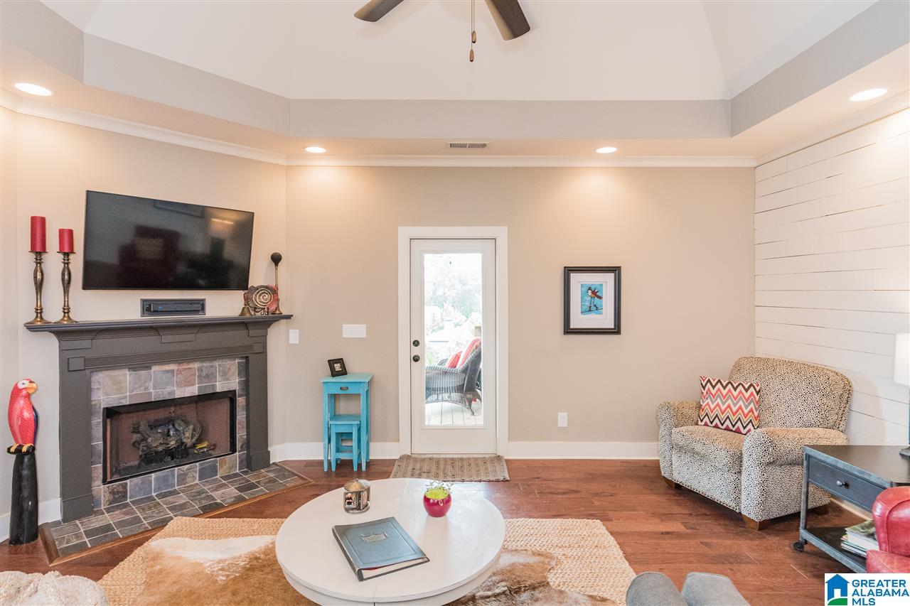 3855 Bainbridge Place Birmingham, AL 35210 - Photo 6 of 38