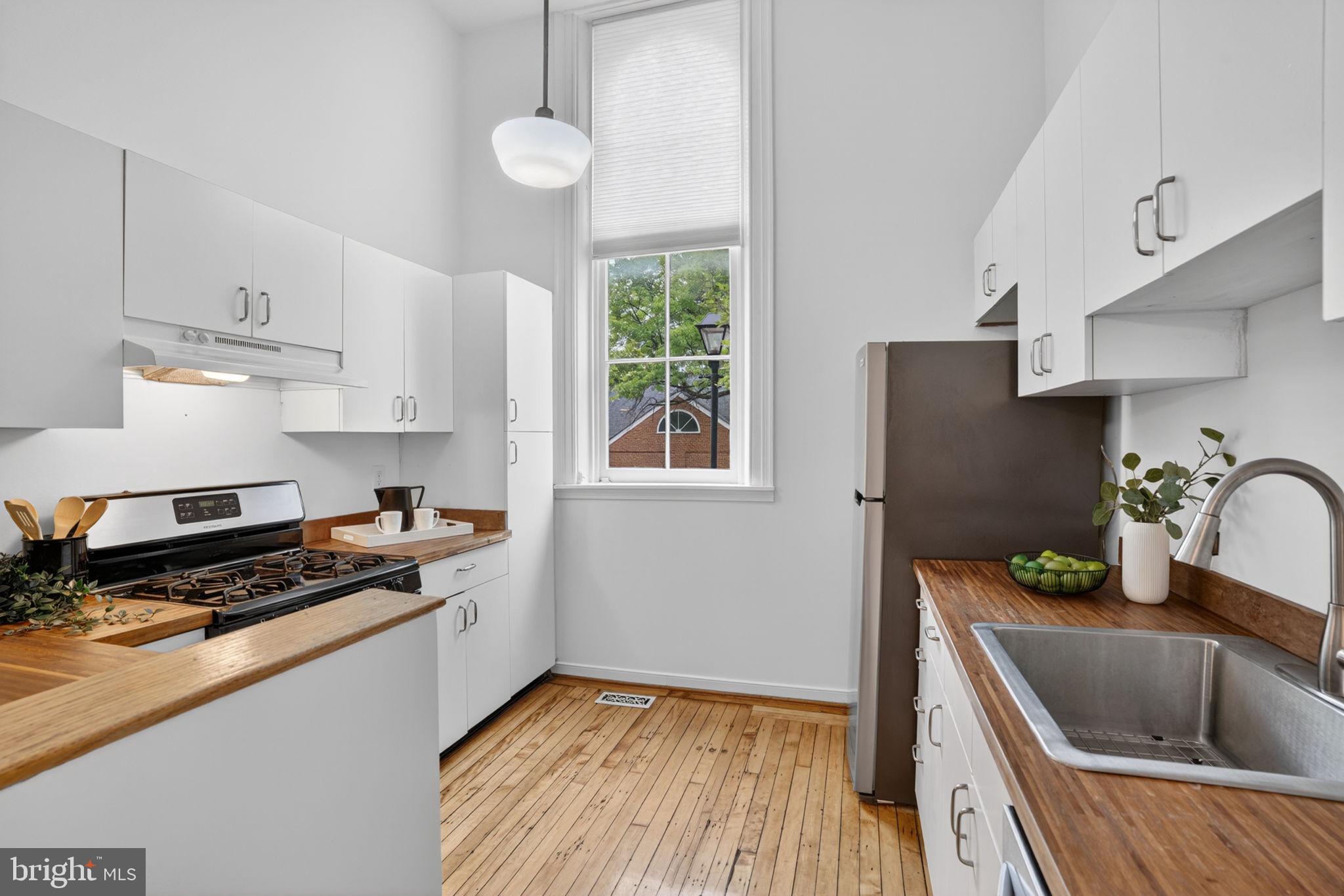 823 South Sharp Street Baltimore, MD 21230 - Photo 15 of 44