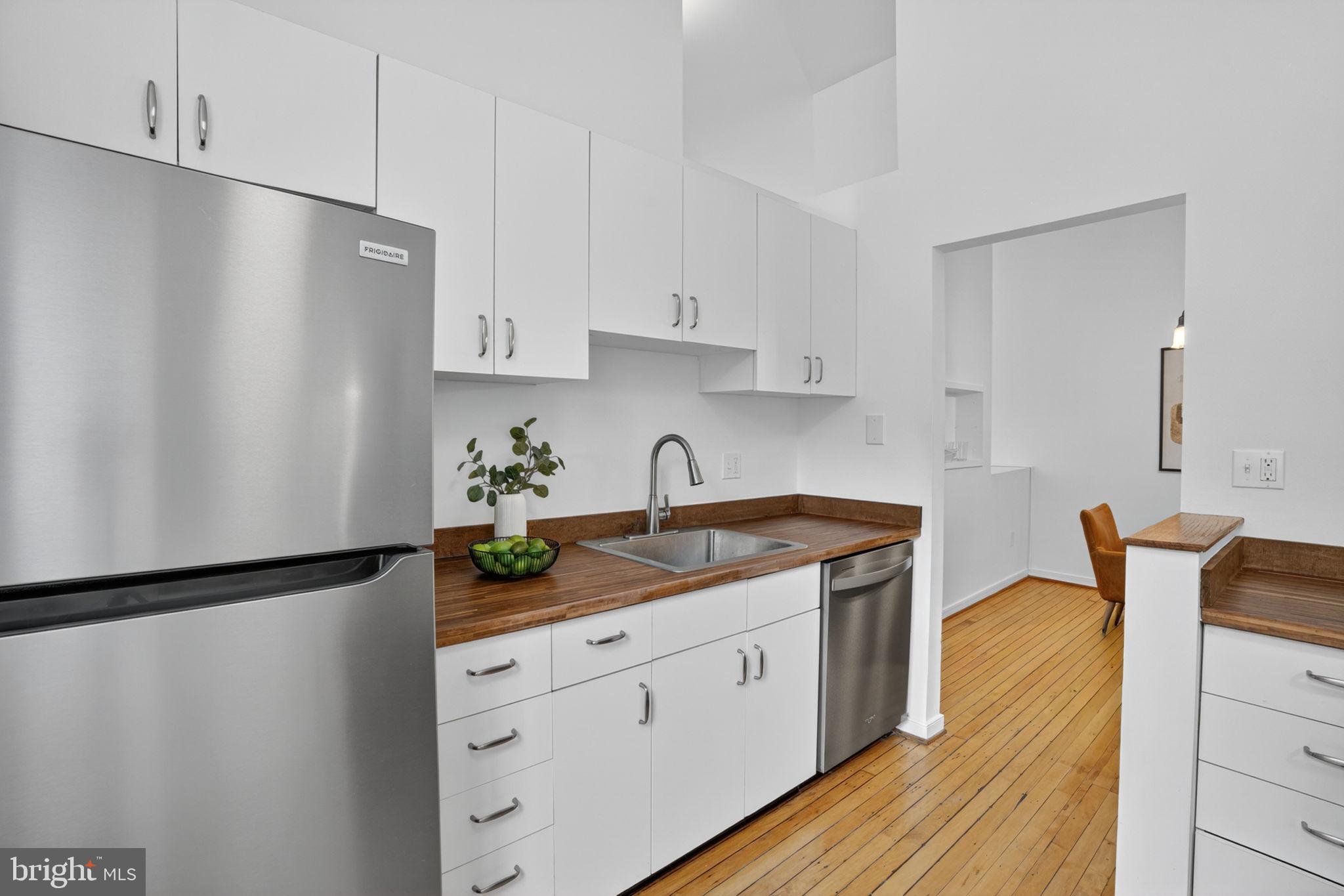 823 South Sharp Street Baltimore, MD 21230 - Photo 19 of 44