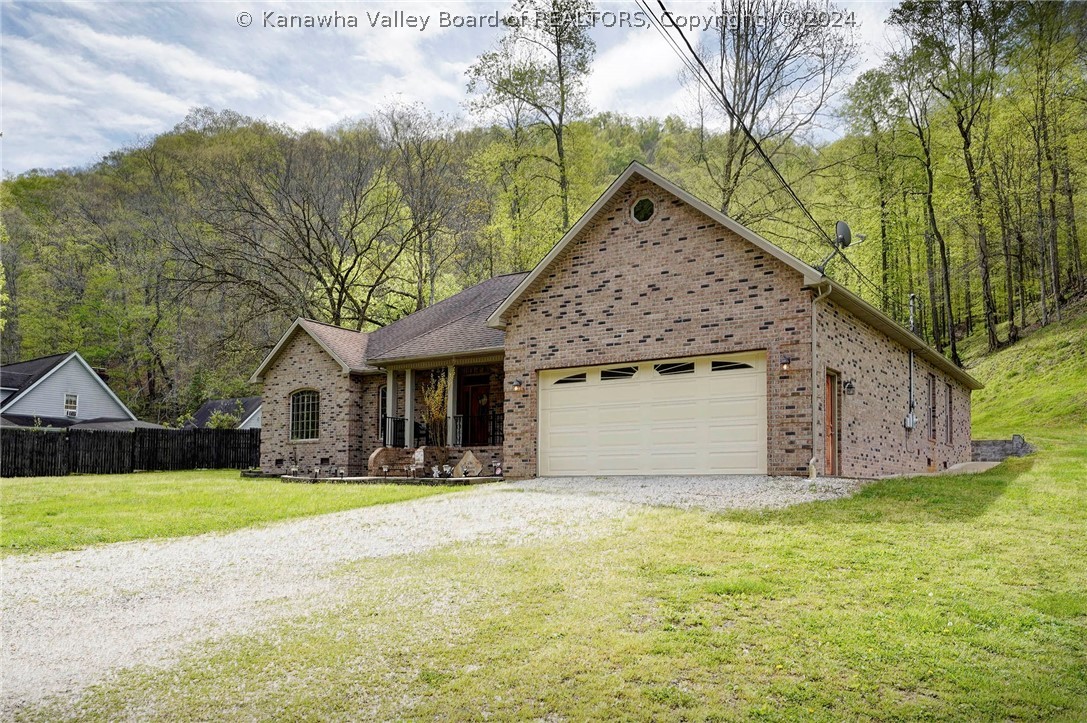 970 Ed Stone Branch Road Chapmanville, WV 25508 - Photo 27 of 40 Gallery Image 27
