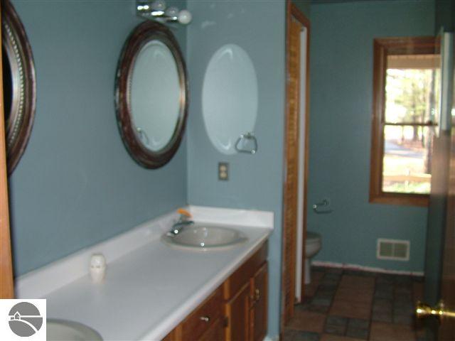 1725968-5.JPG