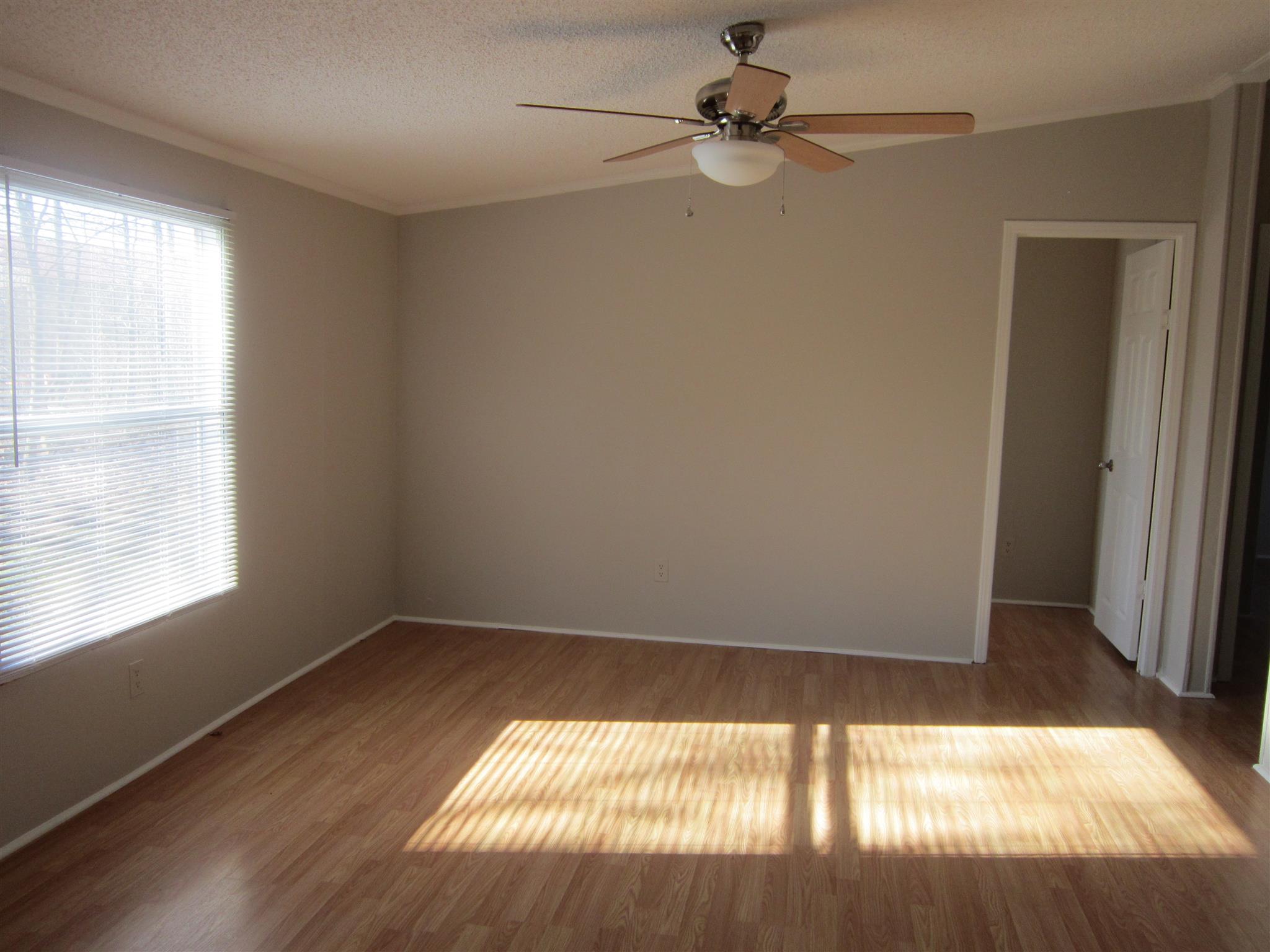 7919 East Plunders Creek Road Dickson, TN 37055 - Photo 11 of 21 den/bonus room