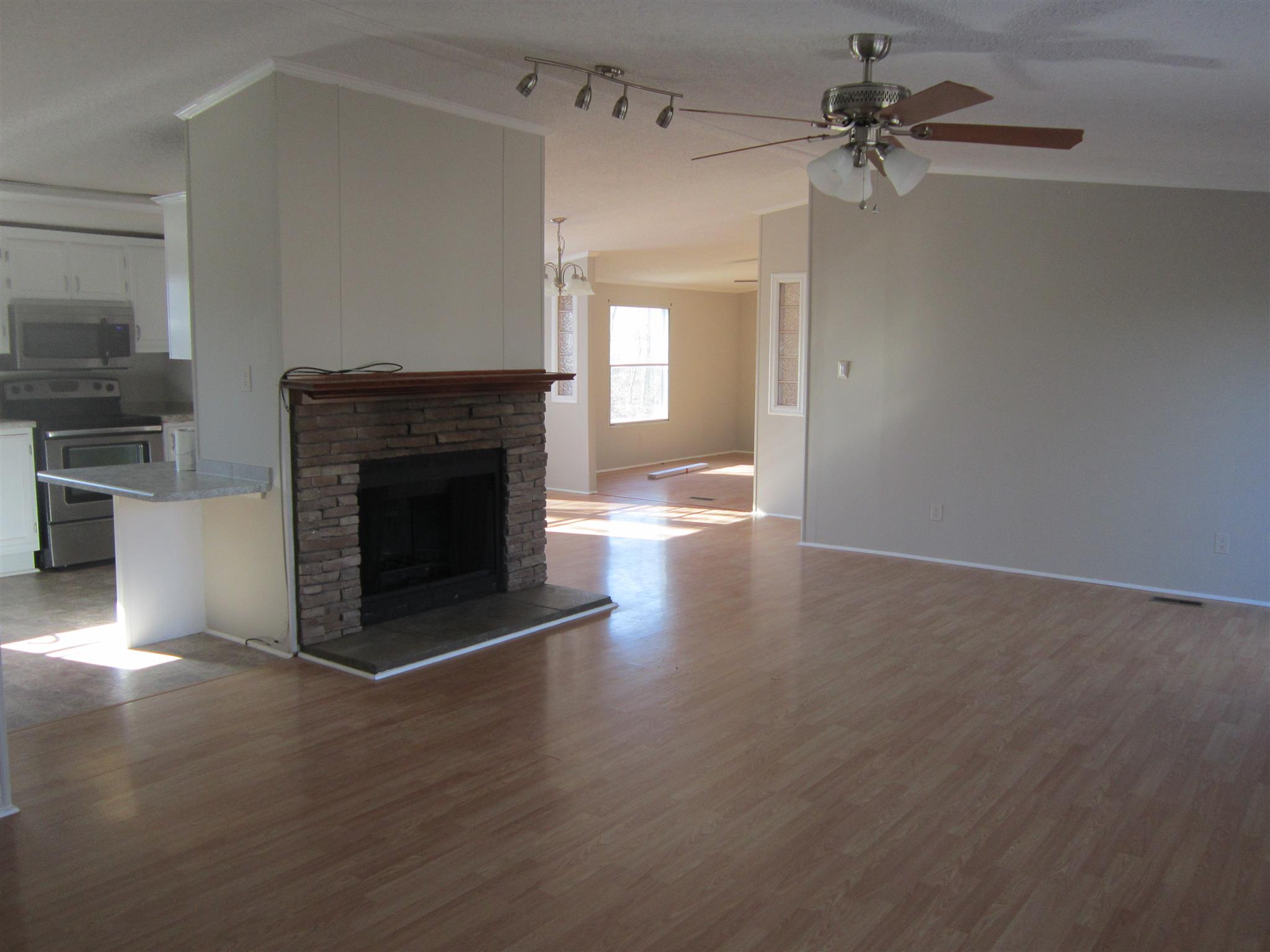 7919 East Plunders Creek Road Dickson, TN 37055 - Photo 7 of 21 large, open living room