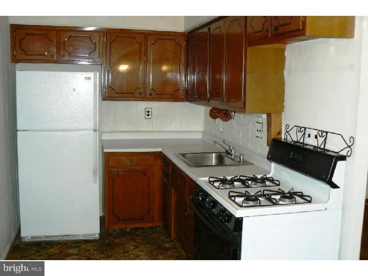 3246 Rhett Road Philadelphia, PA 19154 - Photo 5 of 18