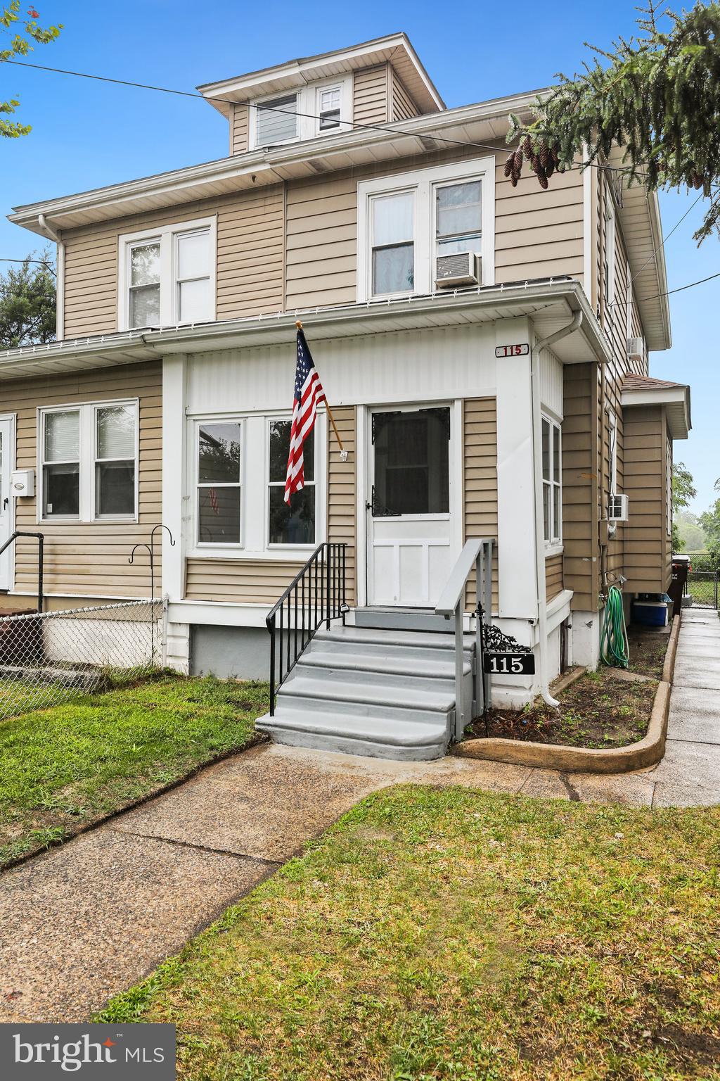 115 Kossuth Street Riverside, NJ 08075 - Photo 4 of 31