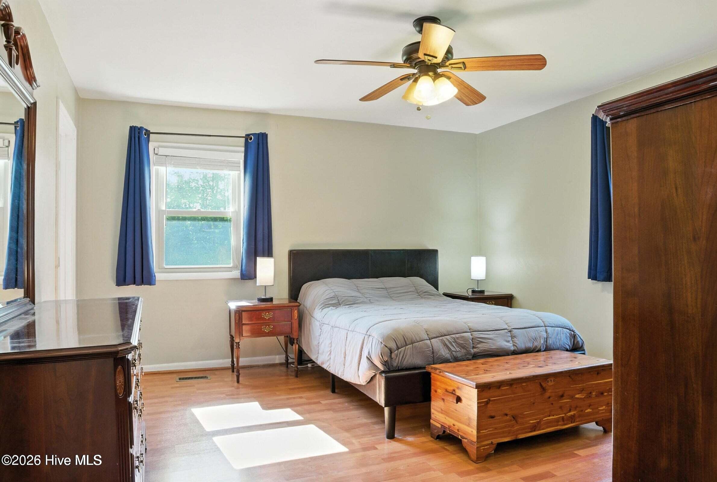 130 Rowland Creek Road Moyock, NC 27958 - Photo 12 of 20 Primary bedroom