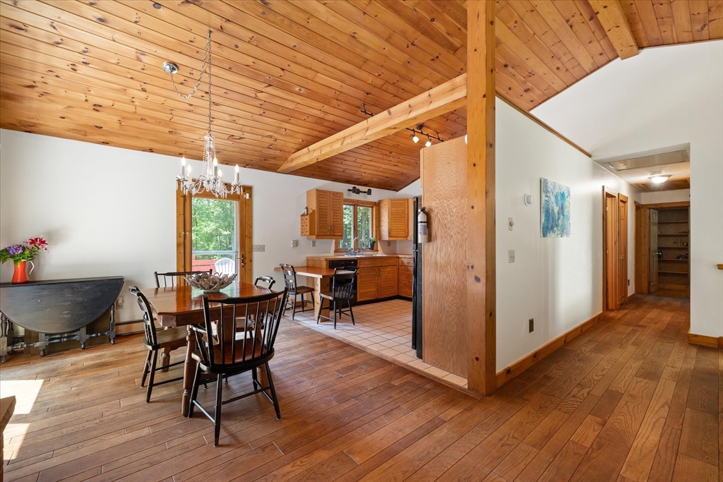36 Heywood Road Sterling, MA 01564 - Photo 9 of 37