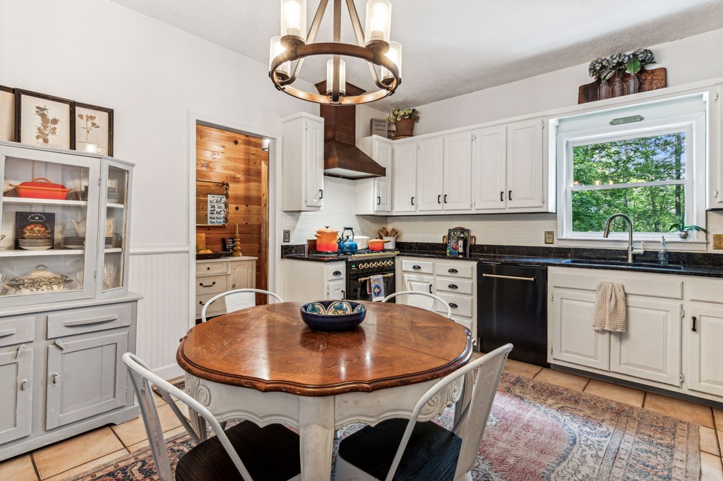 907 Northcut Road Ellijay, GA 30536 - Photo 14 of 48 Gallery Image 14