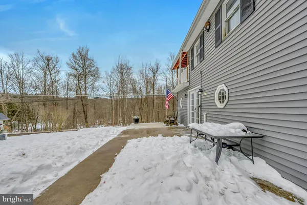 $230,000 | 406 Reyburn Road, Shickshinny, PA 18655