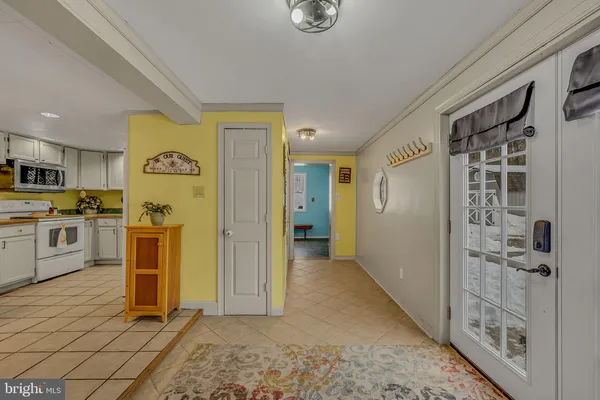 $230,000 | 406 Reyburn Road, Shickshinny, PA 18655