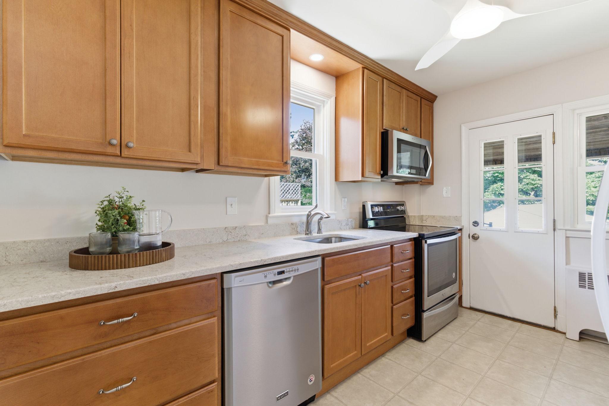 305 Gralan Road Catonsville, MD 21228 - Photo 12 of 38 Updated kitchen, custom cabinetry & counters.