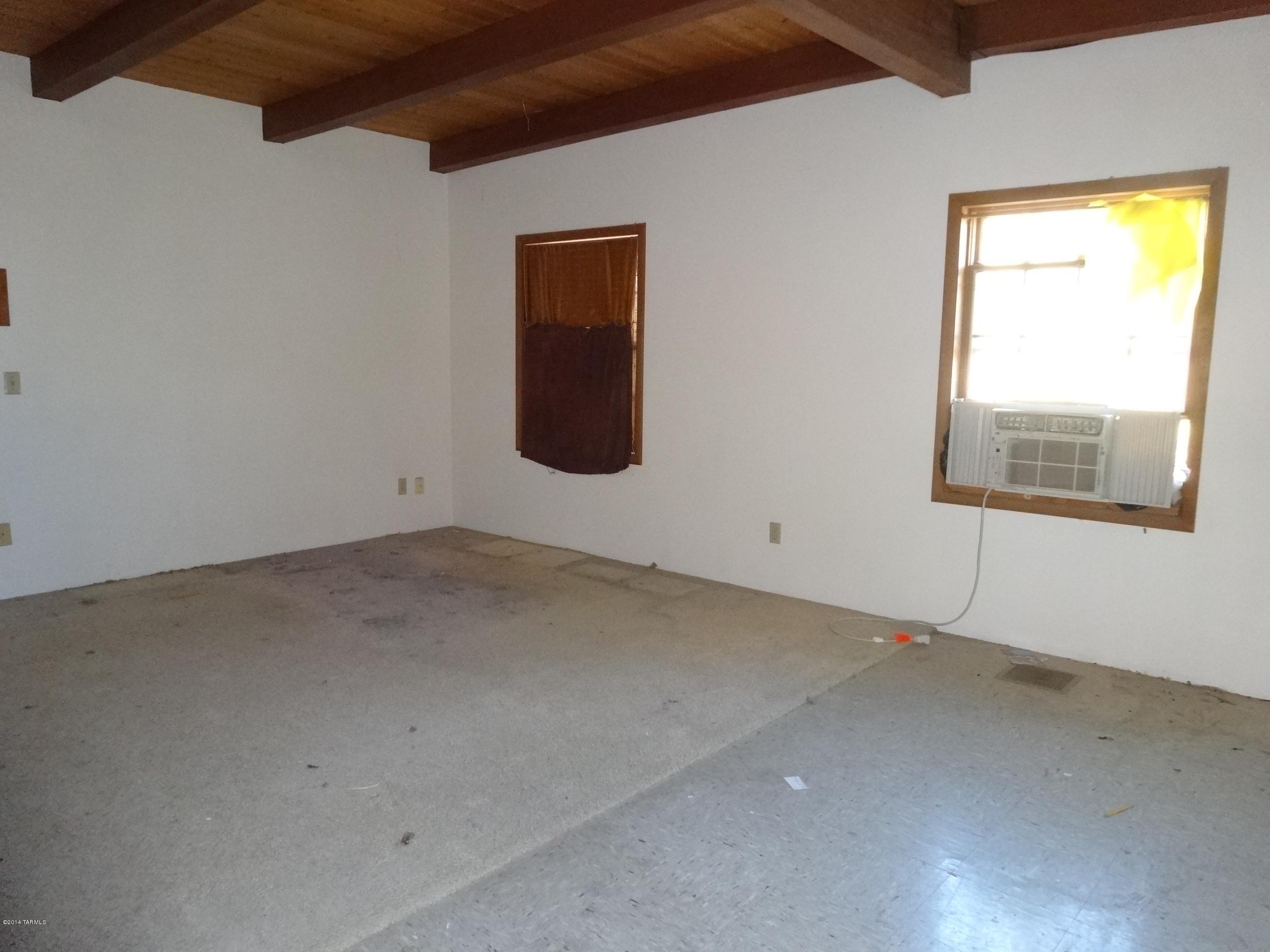3211 West Milton Road Tucson, AZ 85746 - Photo 29 of 36 Gallery Image 29
