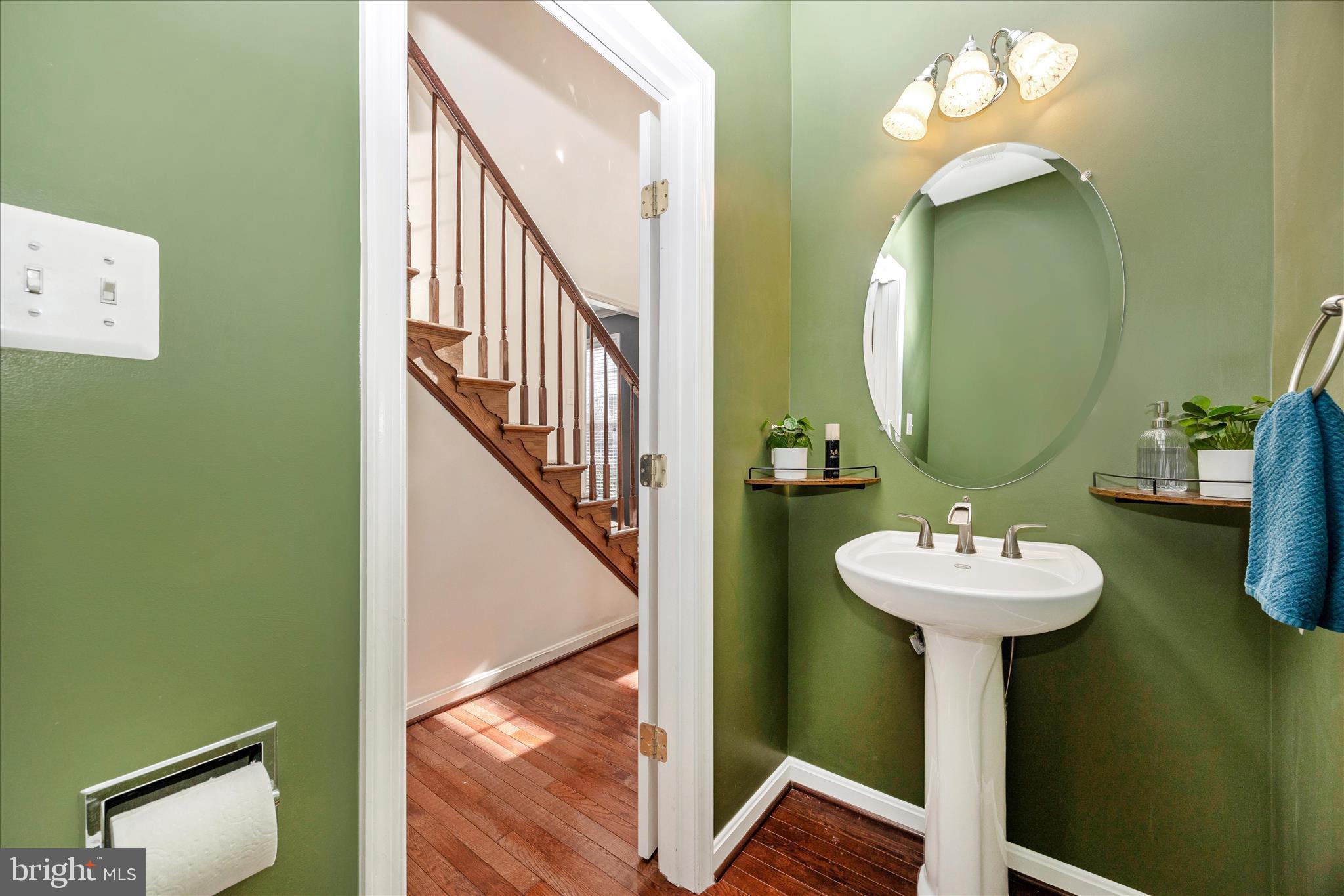 1729 Conrads Fry Point Point of Rocks, MD 21777 - Photo 20 of 59 Powder Room