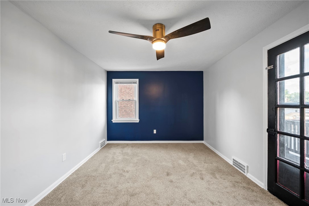 2180 Vernon Road University Heights, OH 44118 - Photo 19 of 32