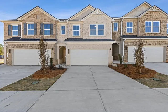 $379,000 | 940 Elwood Street, Dacula, GA 30019