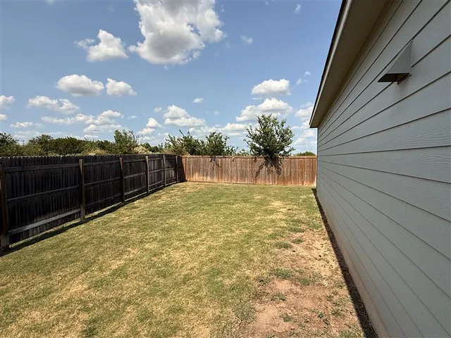 $1,869 | 904 Big Rocky Bend, Georgetown, TX 78626
