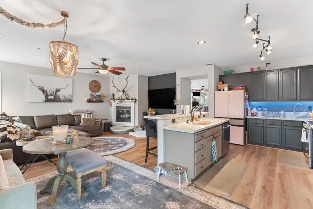 $799,000 | 408 Griffin Way, Winters, CA 95694