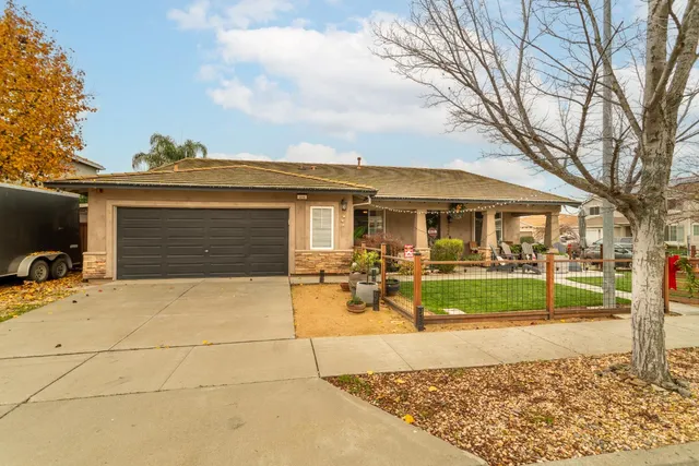 $799,000 | 408 Griffin Way, Winters, CA 95694