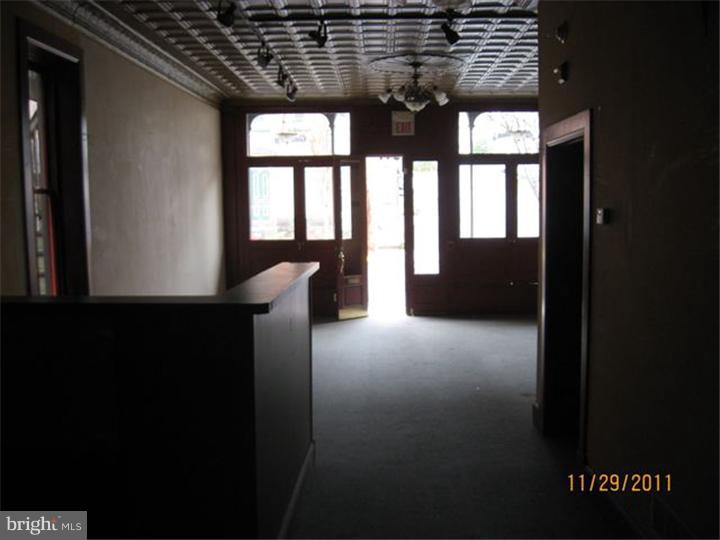 75 North Main Street Spring City, PA 19475 - Photo 3 of 11 Unit #1