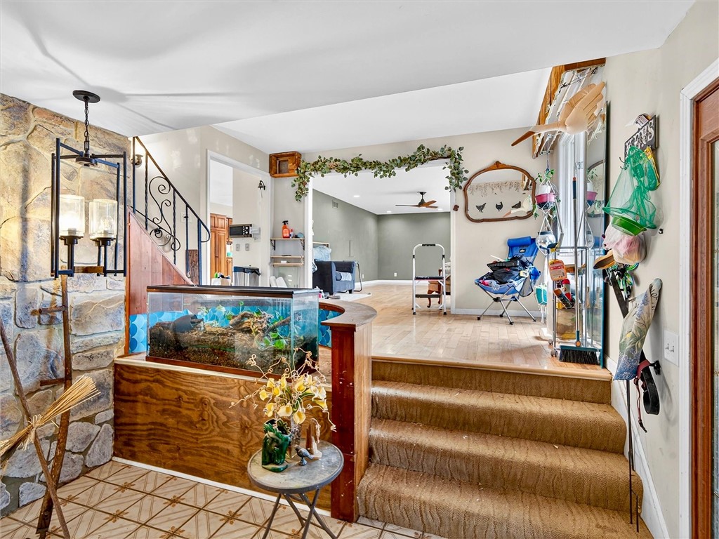 1855 North Union Street Parma, NY 14559 - Photo 18 of 49 Foyer