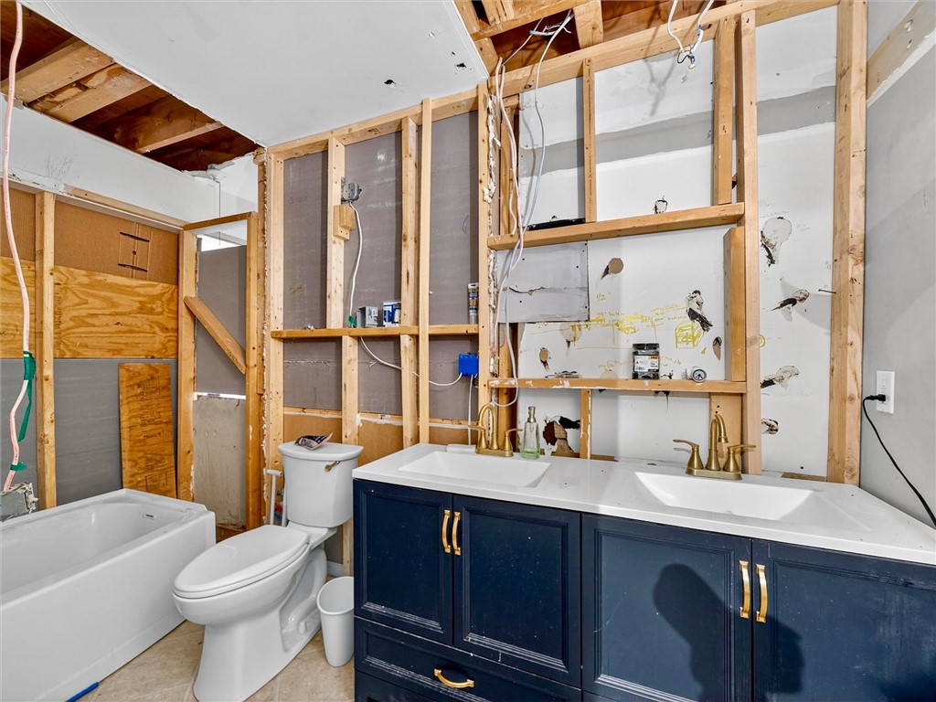 1855 North Union Street Parma, NY 14559 - Photo 41 of 49 In-law suite full bathroom