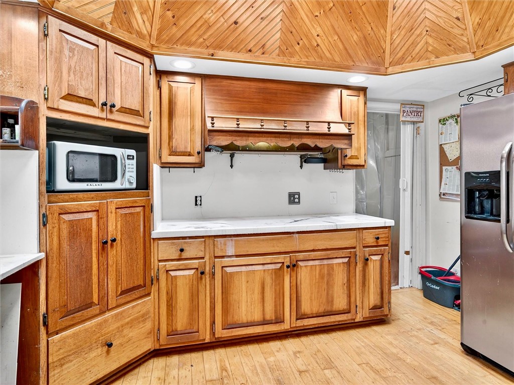 1855 North Union Street Parma, NY 14559 - Photo 8 of 49