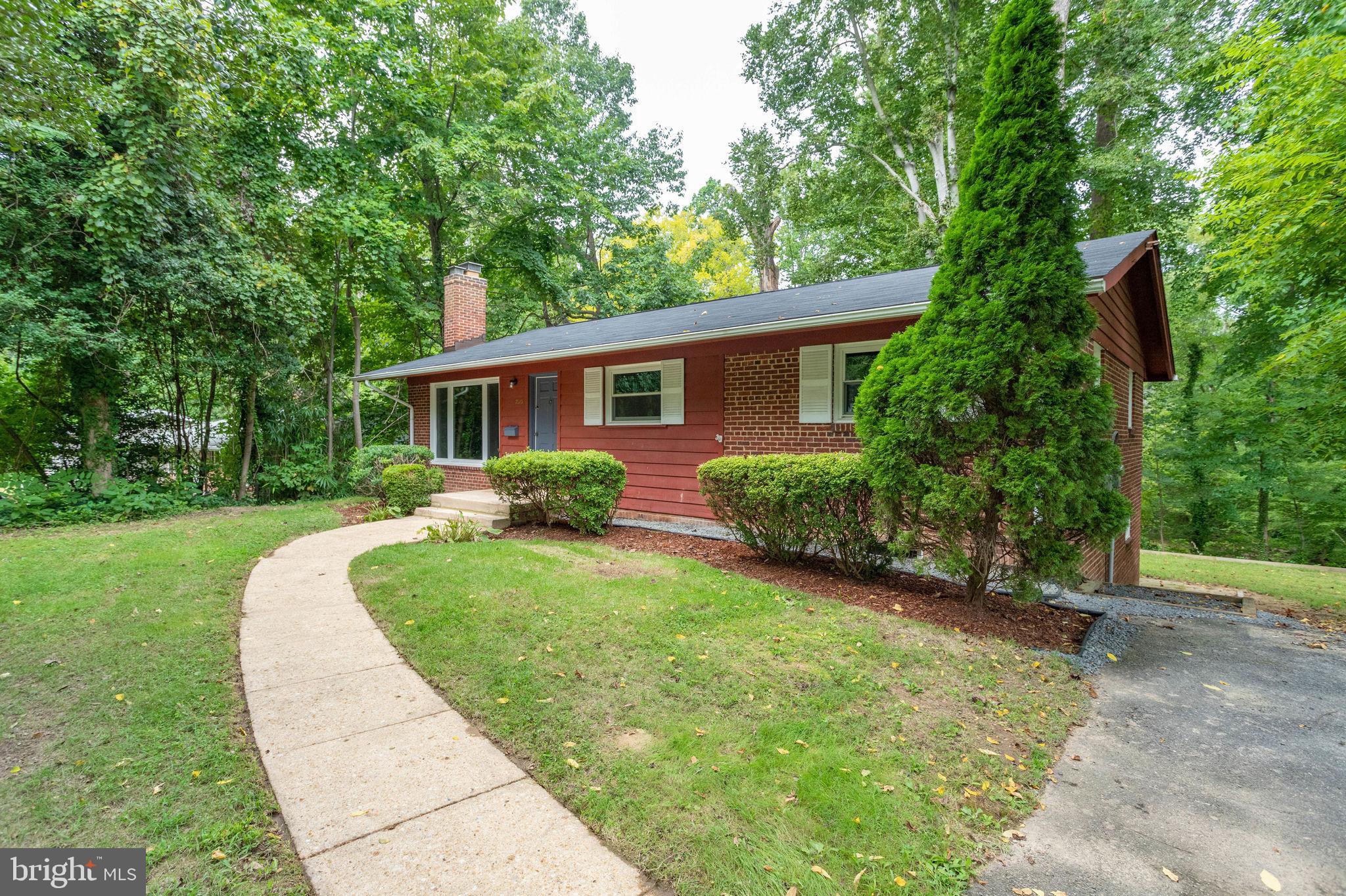 7010 Raleigh Road Annandale, VA 22003 - Photo 2 of 69