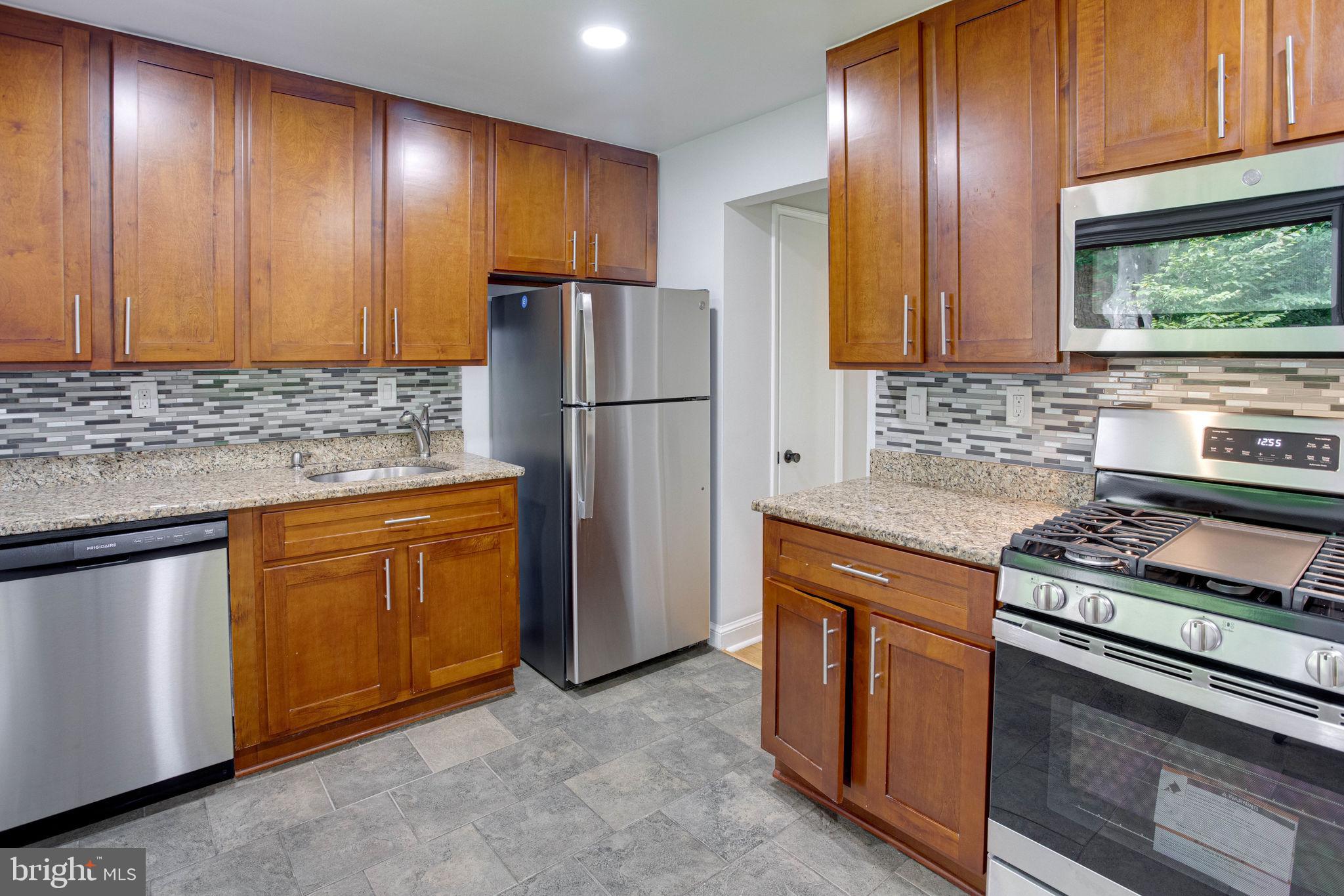 7010 Raleigh Road Annandale, VA 22003 - Photo 20 of 69