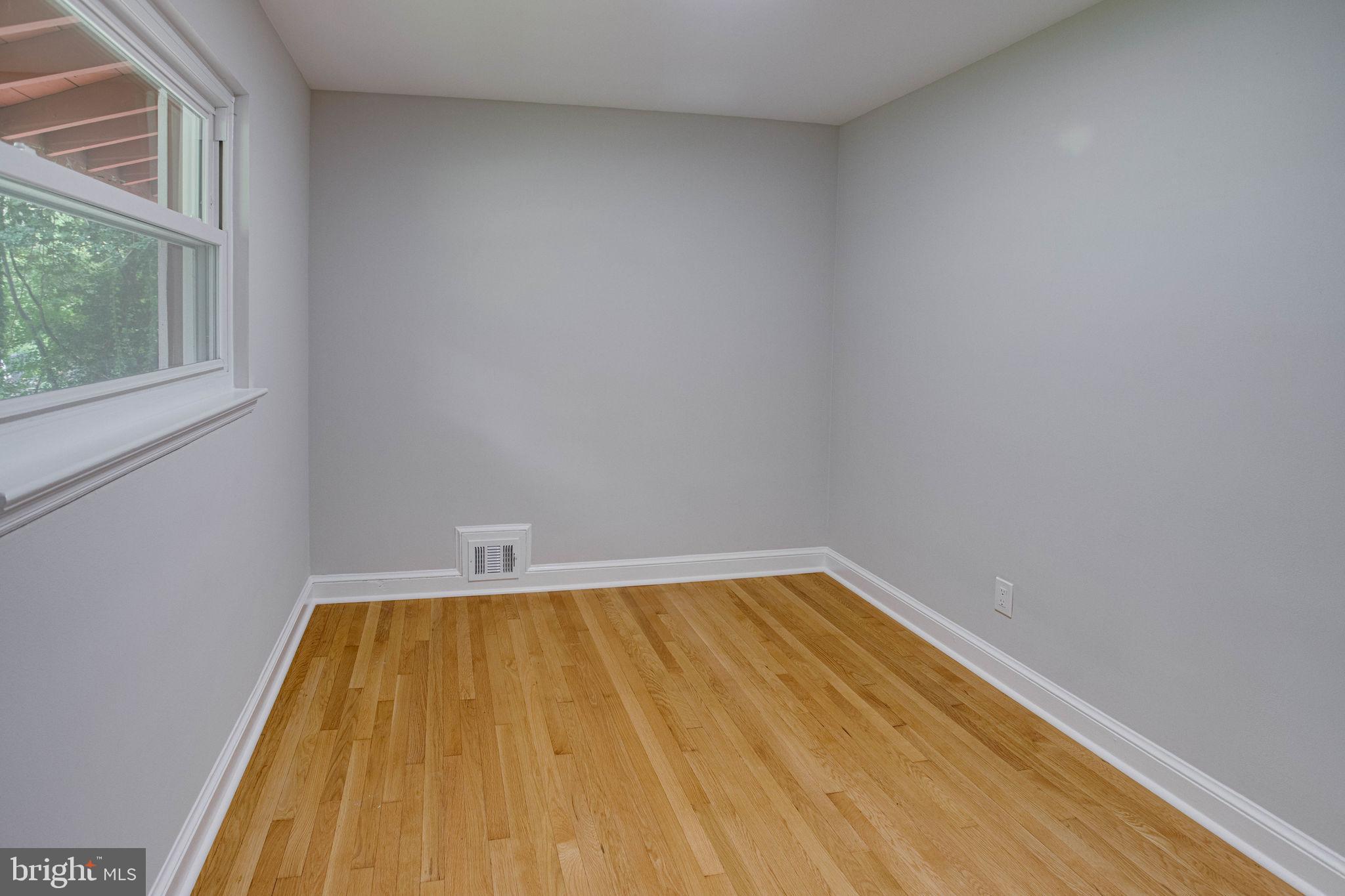 7010 Raleigh Road Annandale, VA 22003 - Photo 26 of 69