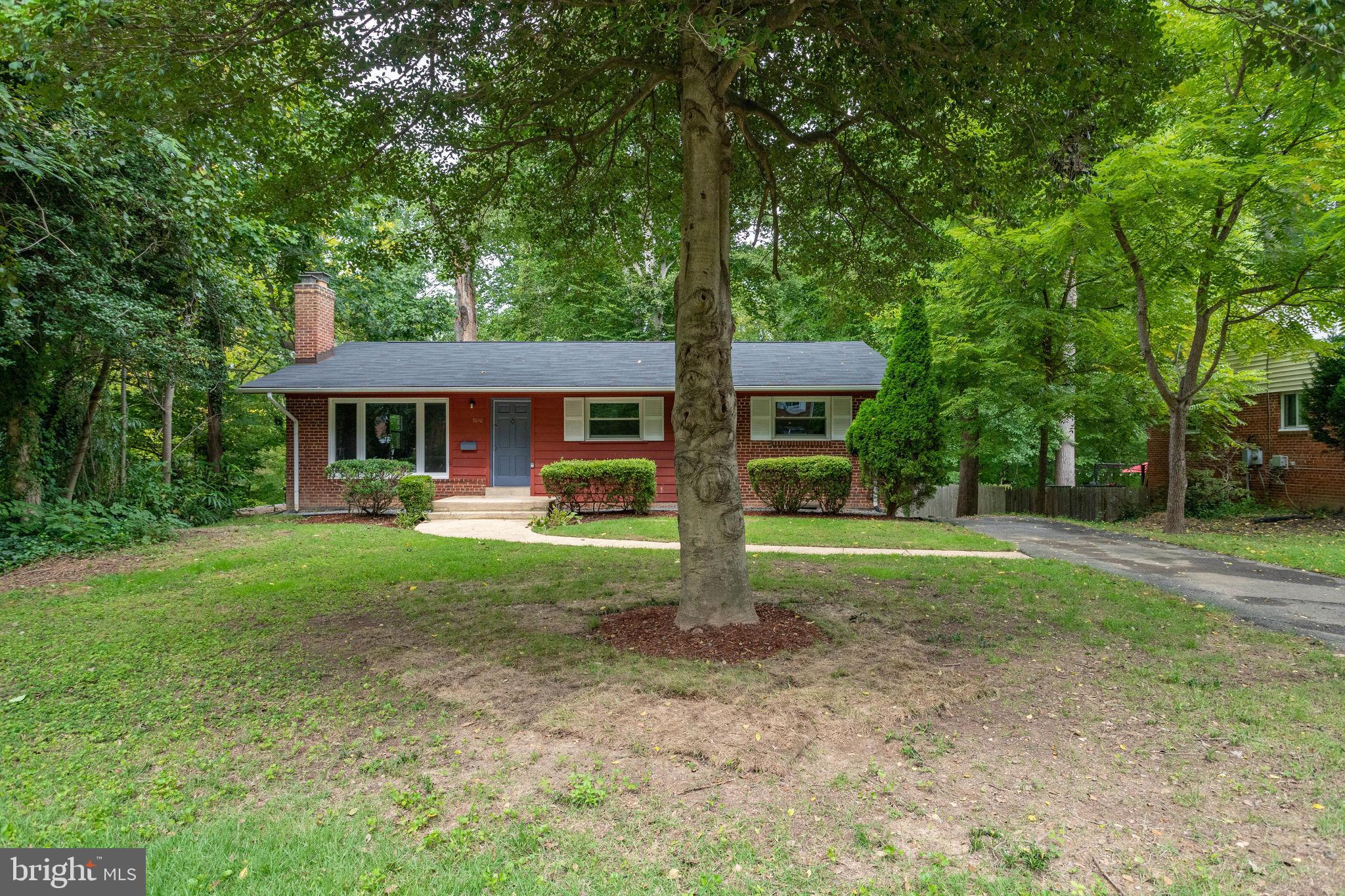 7010 Raleigh Road Annandale, VA 22003 - Photo 4 of 69