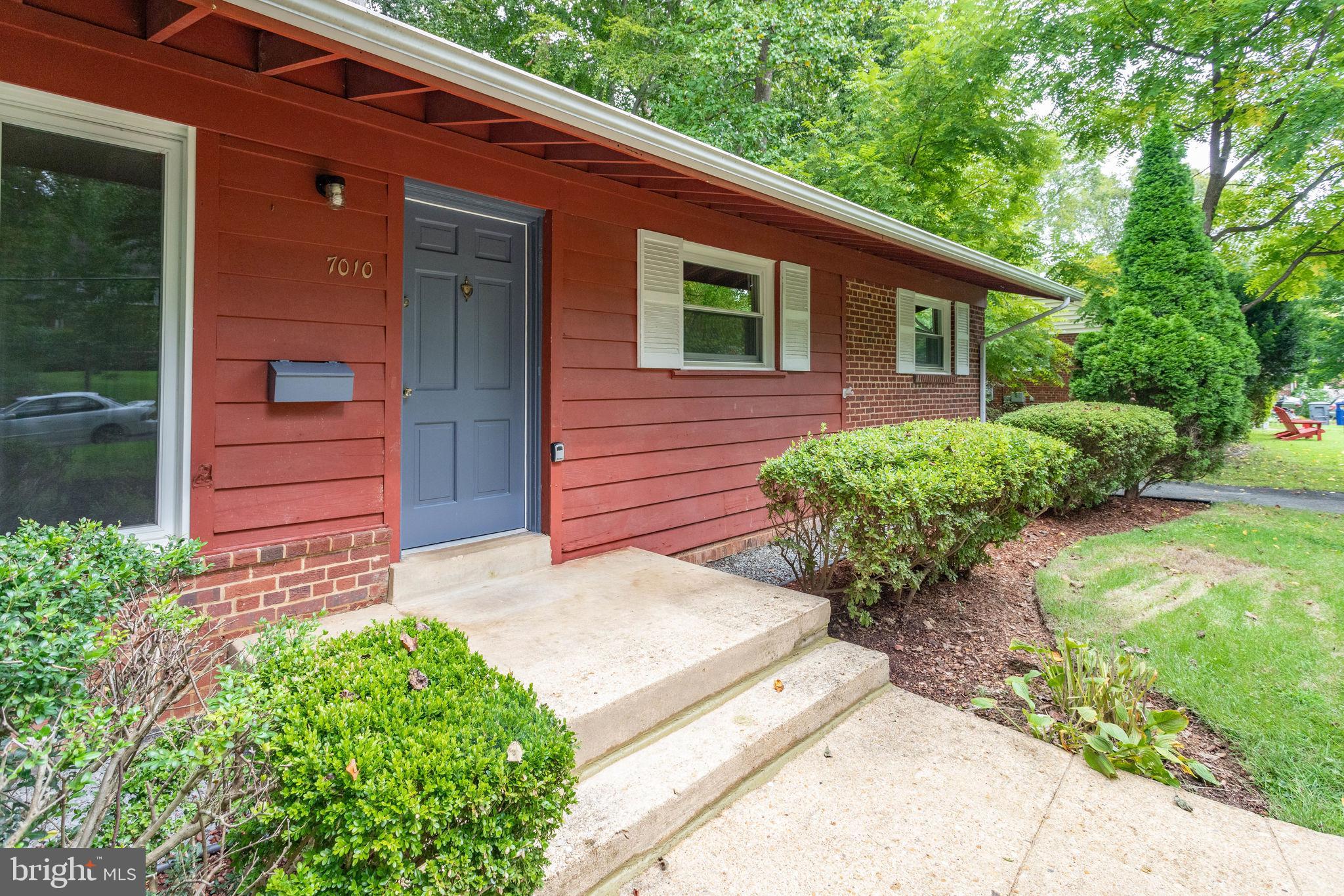 7010 Raleigh Road Annandale, VA 22003 - Photo 7 of 69