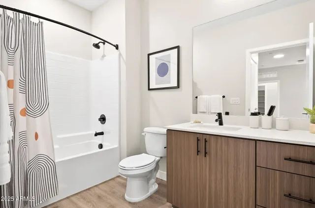 $1,325 | 17445 West Lower Buckeye Road, Unit A2, Goodyear, AZ 85338