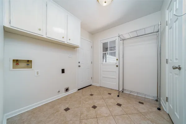 $2,400 | 11602 Jaycreek Drive, Houston, TX 77070